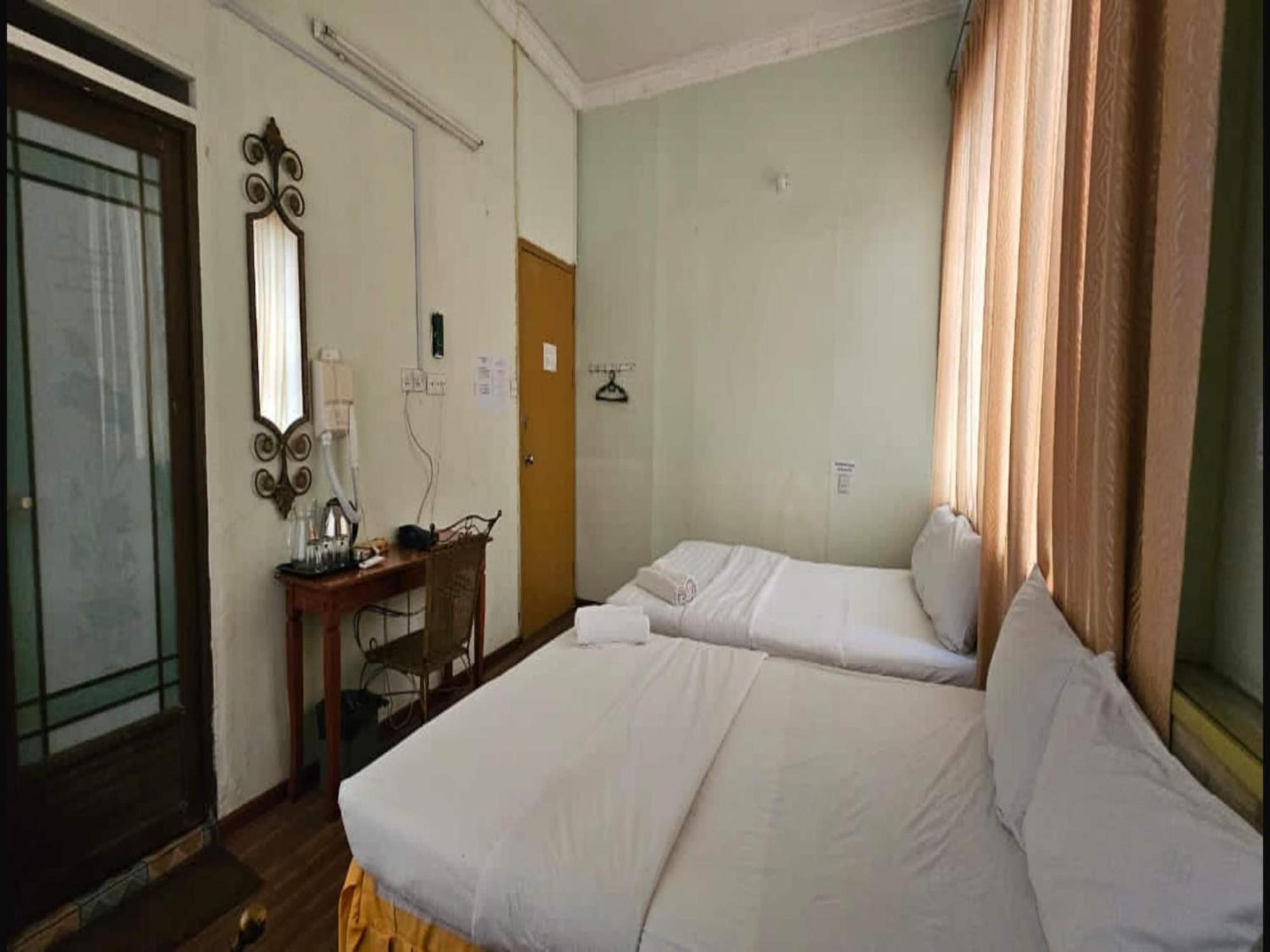Oyo 90979 Sianglory Inn Kota Kinabalu Exterior photo
